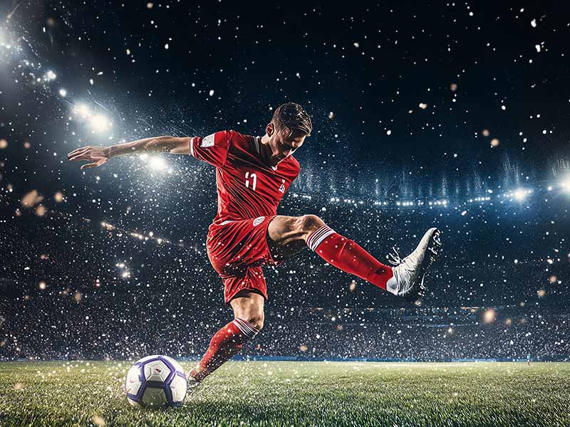 经典瞬间！AC米兰官方视频：米兰德比残酷而又浪漫